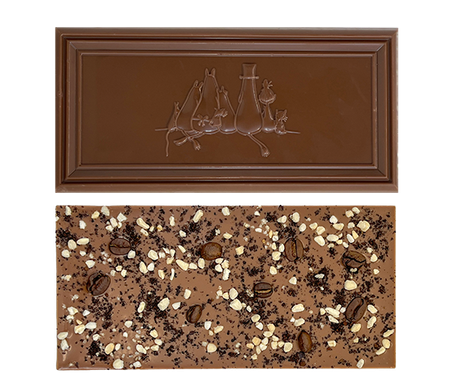 Organic Moomin Chocolate Moominpappa – Mjölkchoklad 41% med kaffe och krokant