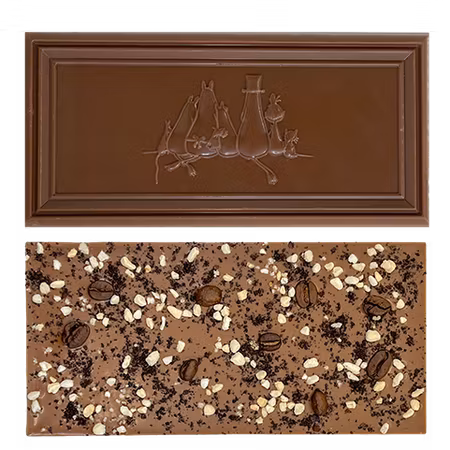 Organic Moomin Chocolate Moominpappa – Mjölkchoklad 41% med kaffe och krokant