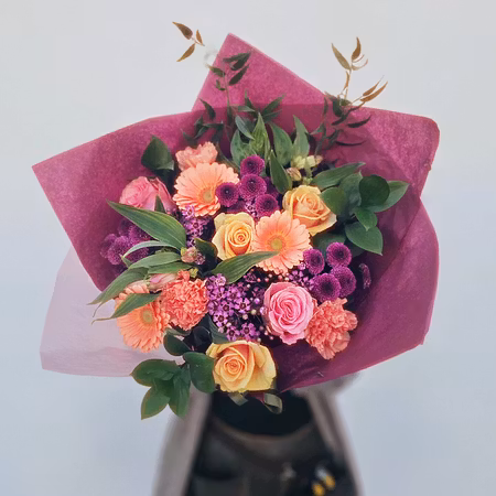 Blomsterbud  - Fröken Färg Floristens val