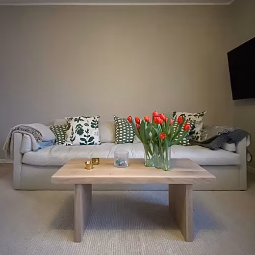 Massivt ekbord 100x45x40 cm