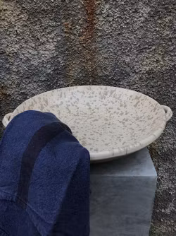 Handgjord fat 38 cm. Spruzzi. Ljusbrunt.