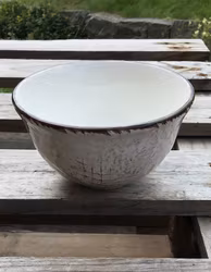 Anticato skål 14,5 cm. Vit.