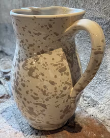 Handgjord kanna 20 cm. Spruzzi. Ljusbrun.