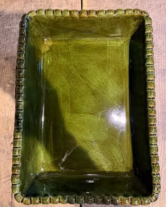 Glaserad ugnsform 37 cm. Olivgrön.