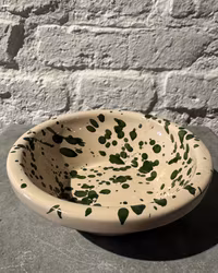 Handgjord skål 15 cm. Spruzzi. Flaskgrön.
