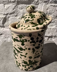 Handgjord burk med lock 14 cm. Spruzzi. Flaskgrön.