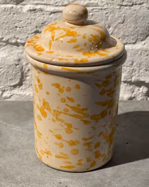 Handgjord burk med lock 14 cm. Spruzzi. Ockragul.