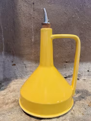 Olivoljekanna 20 cm. Ocra.