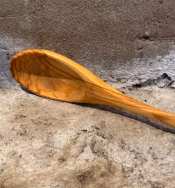 Slev/skopa i olivträ 35 cm.