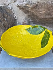 Rund skål 30 cm. Gul.