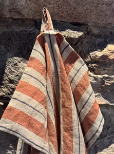 Handduk linne. Randig roströd.