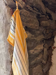 Handduk linne. Randig gul.