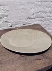 Ovalt fat 39 cm. Salviagrönt.