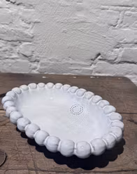 Skål oval 23 cm. Vit.