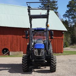TRAKTOR LOVOL 75 HK 4WD MED FRONTLASTARE, STAGE V