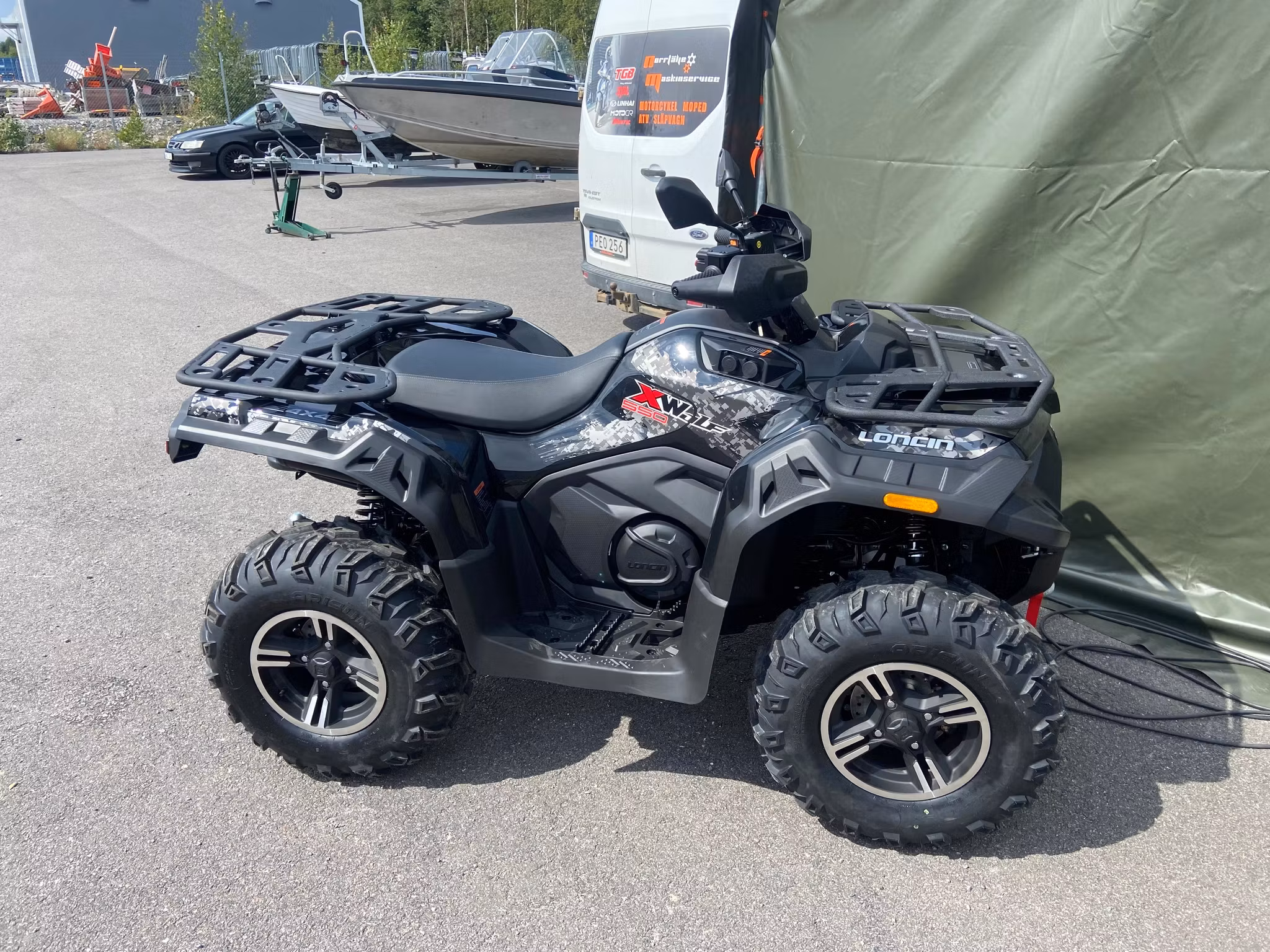 Loncin XWolf 550 ATV, Svart