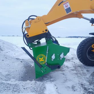 Sandspridare 1,3 m, frontmonterad, Euro