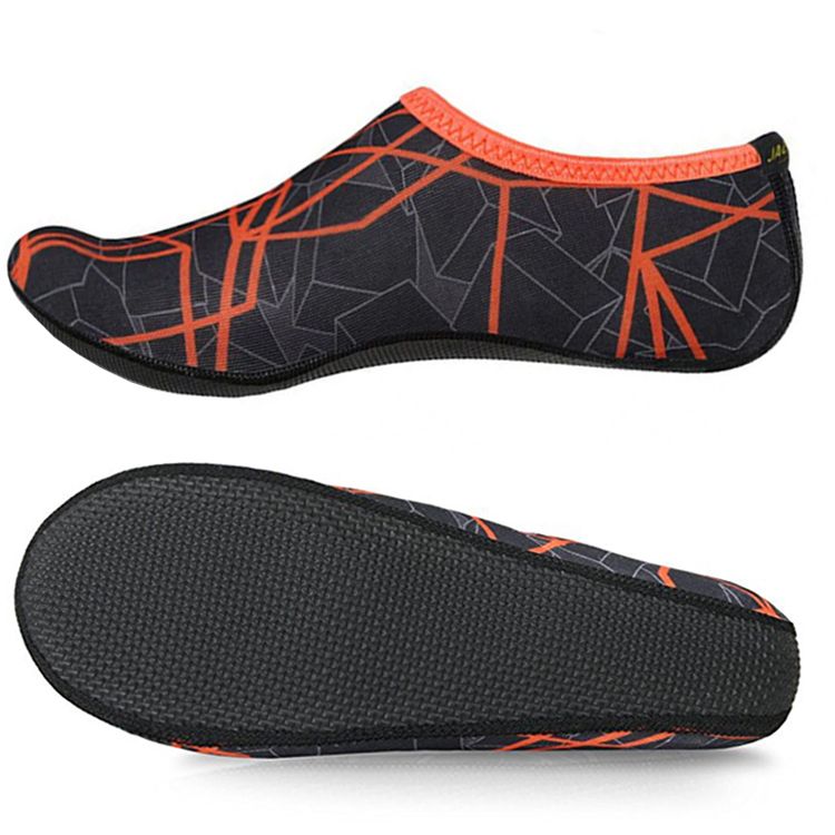 Waterschoenen (zwart & rood)
