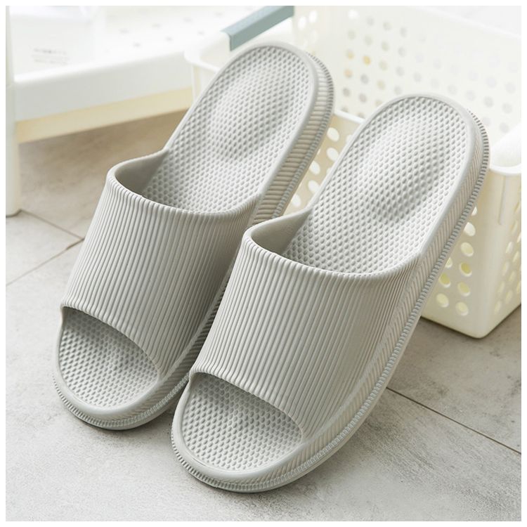 Grijze slippers (zachte hiel)