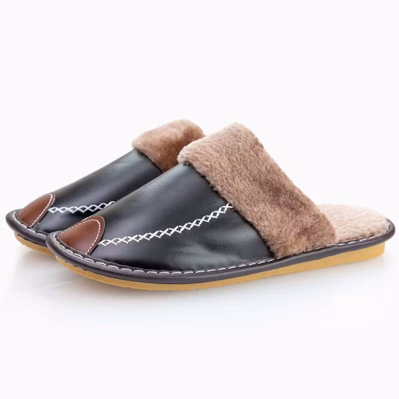 Warme pantoffels (zwart)