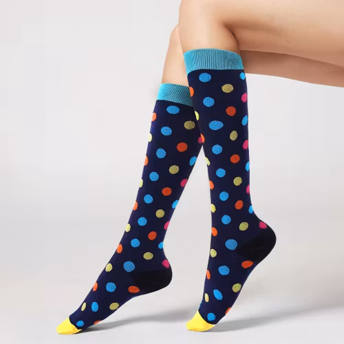 Gestippelde steunkousen