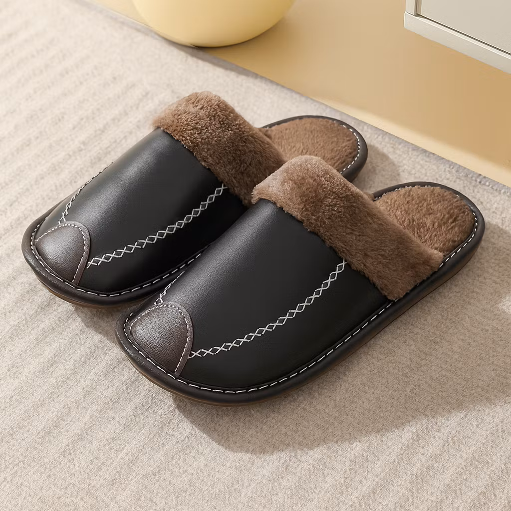 Warme pantoffels (zwart)
