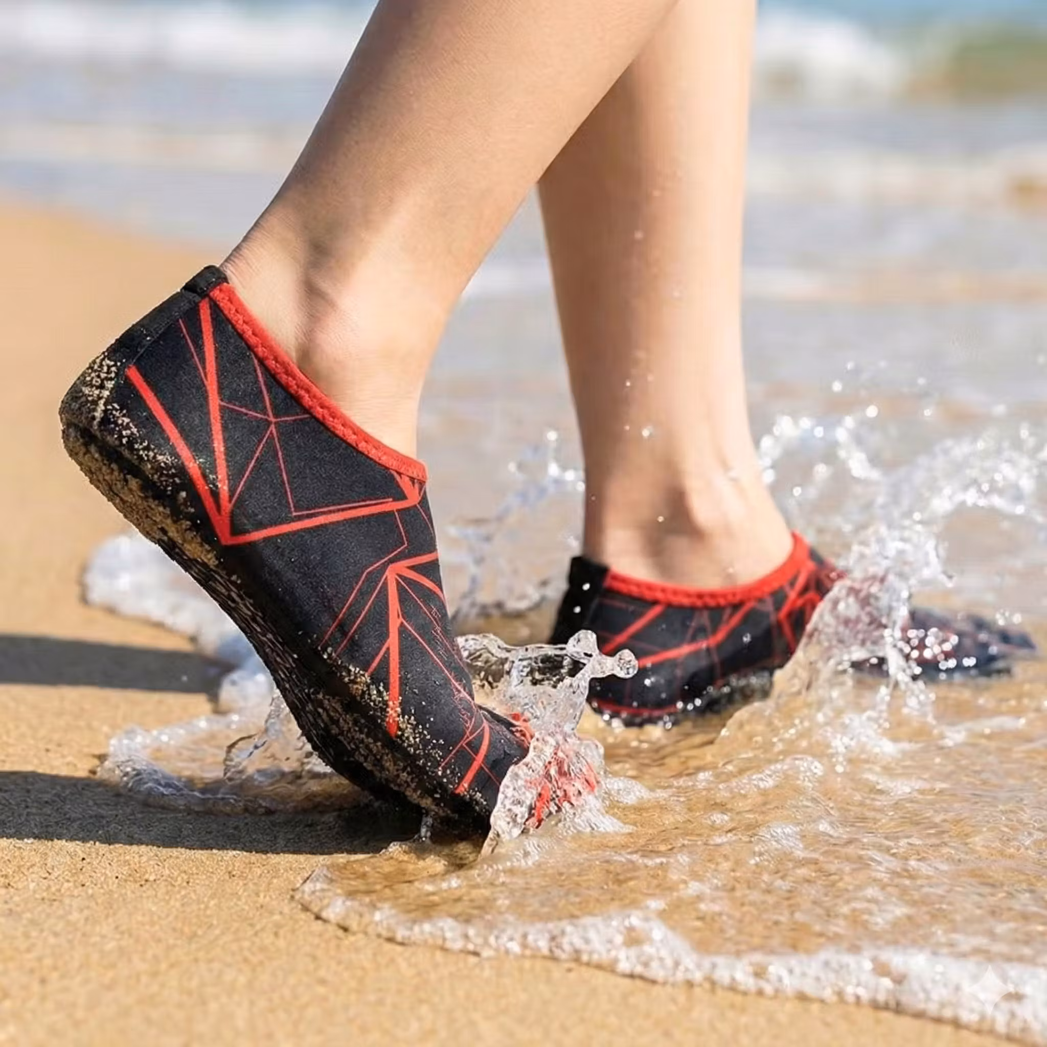 Waterschoenen (zwart & rood)