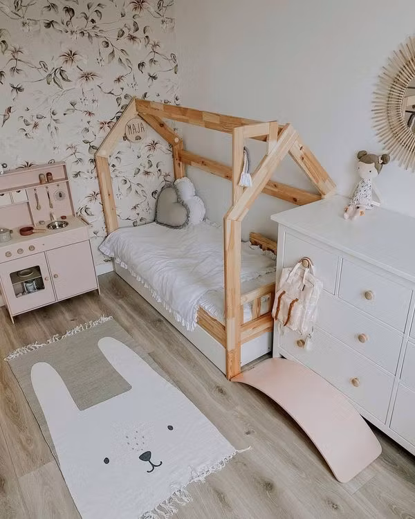 Dekornik, tapet Between the Paradise Trees