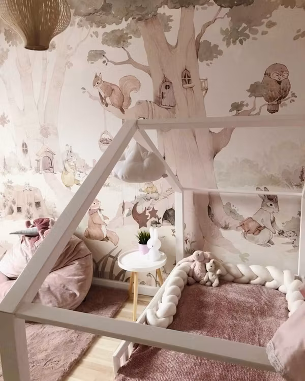 Dekorillo, tapet Forest city