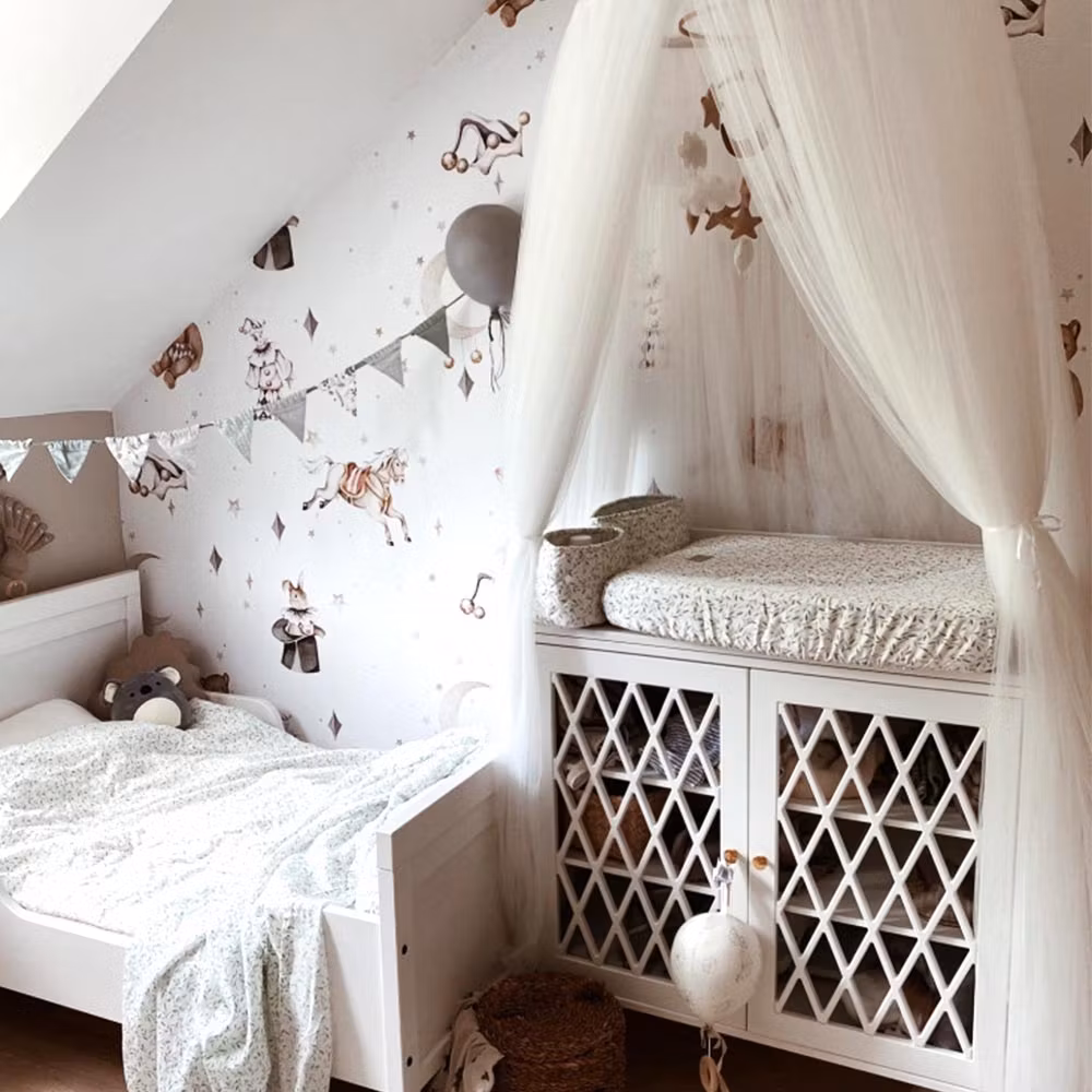 Dekornik, tapet French Toys in the Light Sky