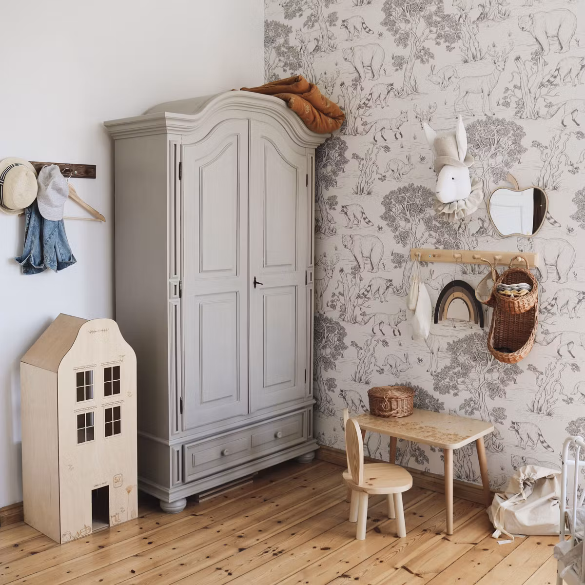 Dekornik, tapet White Animals