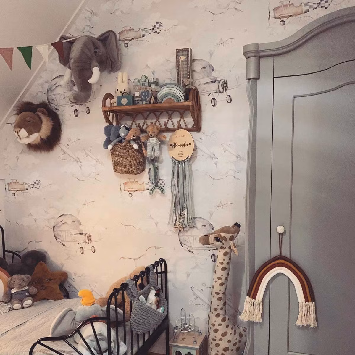 Dekornik, tapet Magic Planes