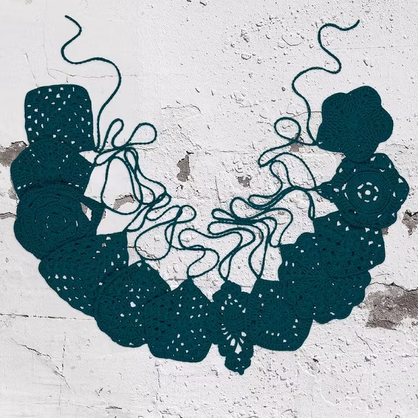 Numero 74, hæklet vimpel til børneværelset, Teal blue