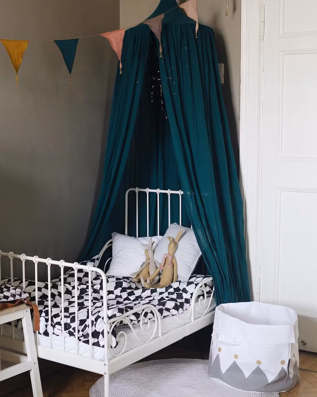 Numero 74, sengehimmel Teal blue