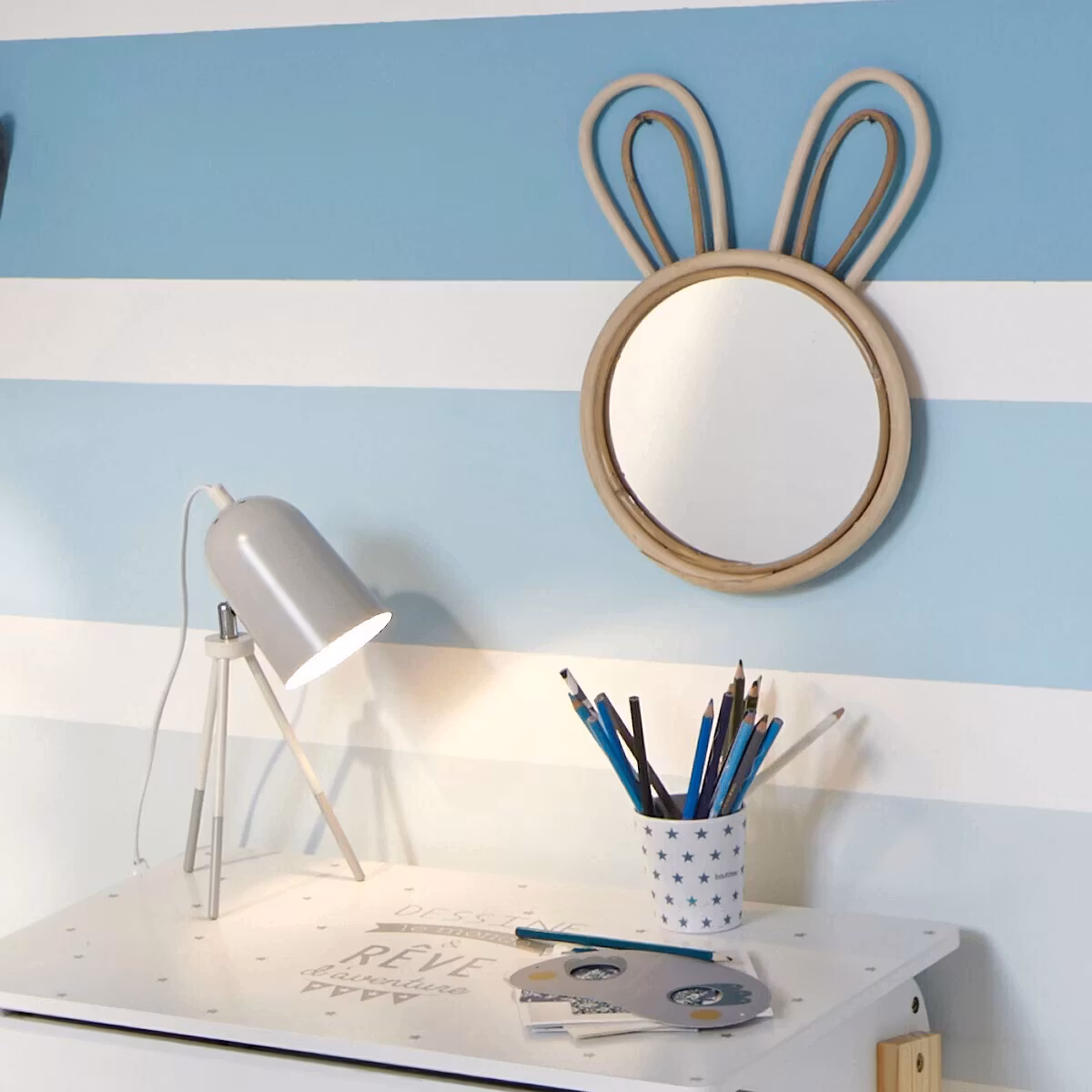 Rattan spejl, bunny