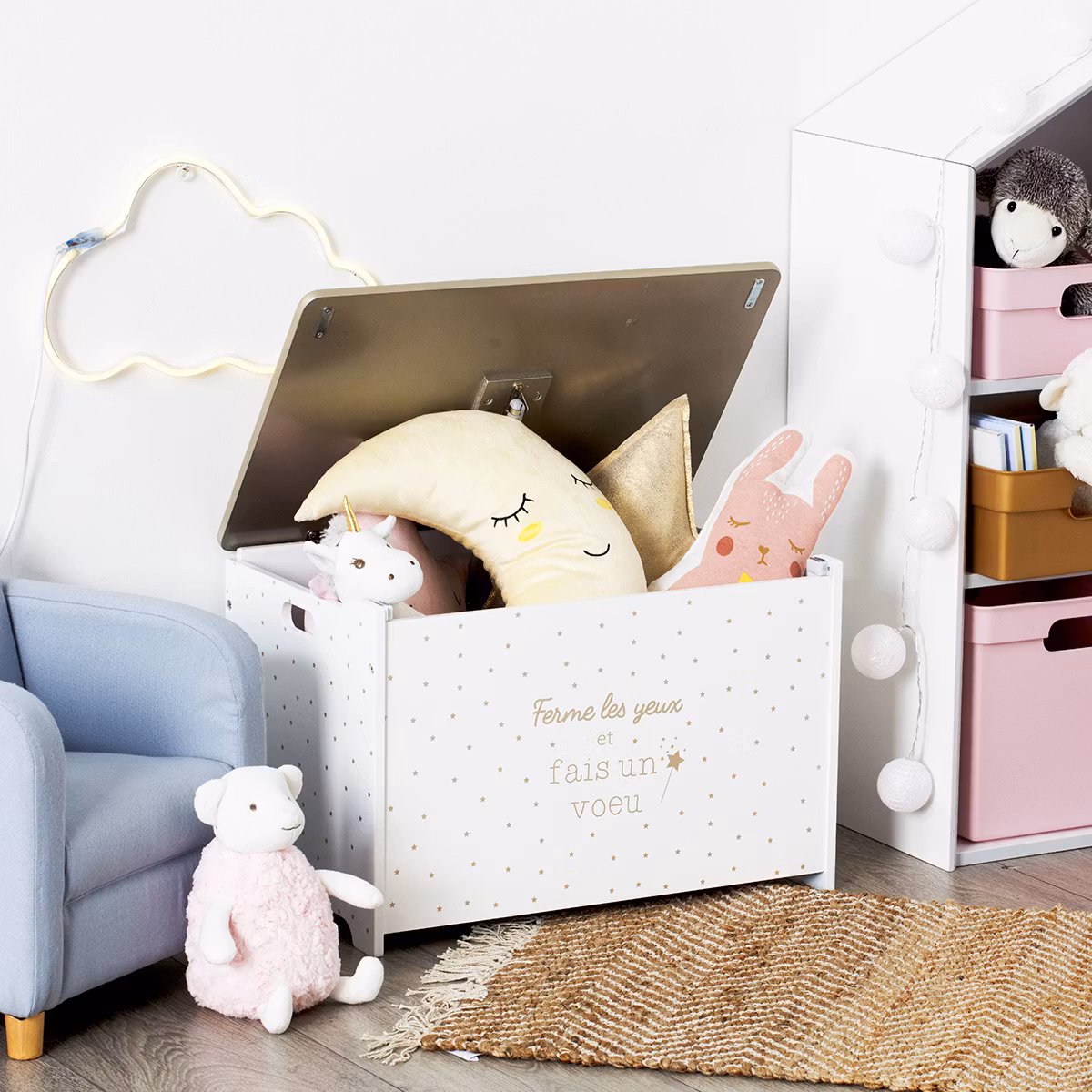 Hvid/guld opbevaringskiste