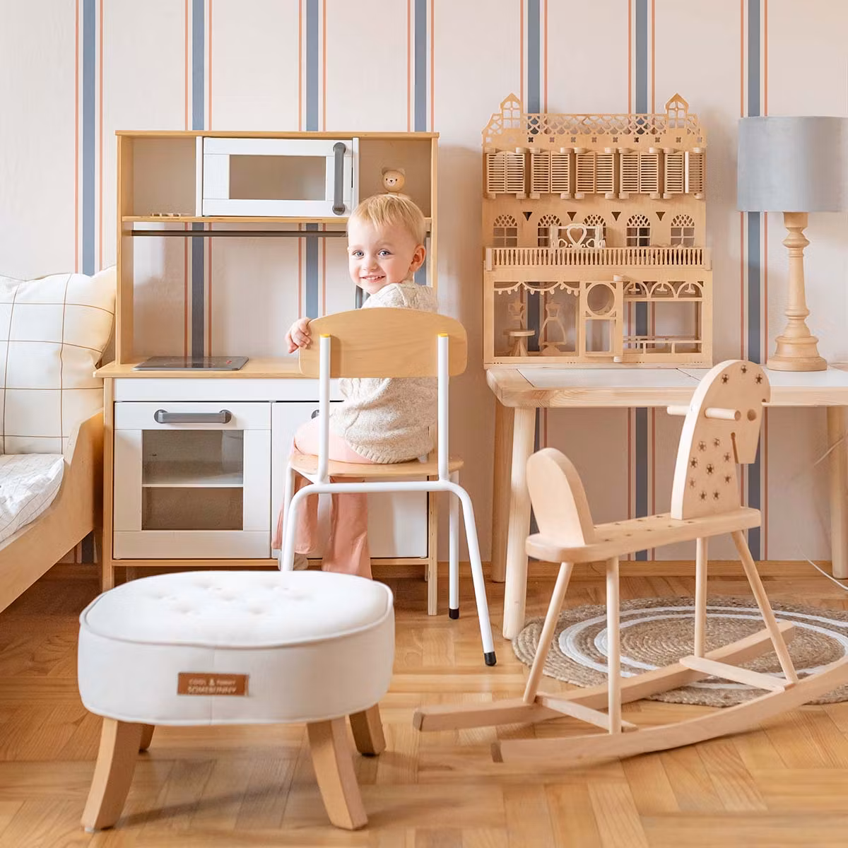 Dekornik, tapet Classic Stripes