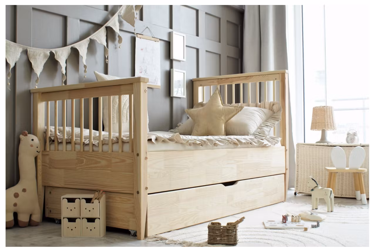 Børneseng Marita med opbevaring