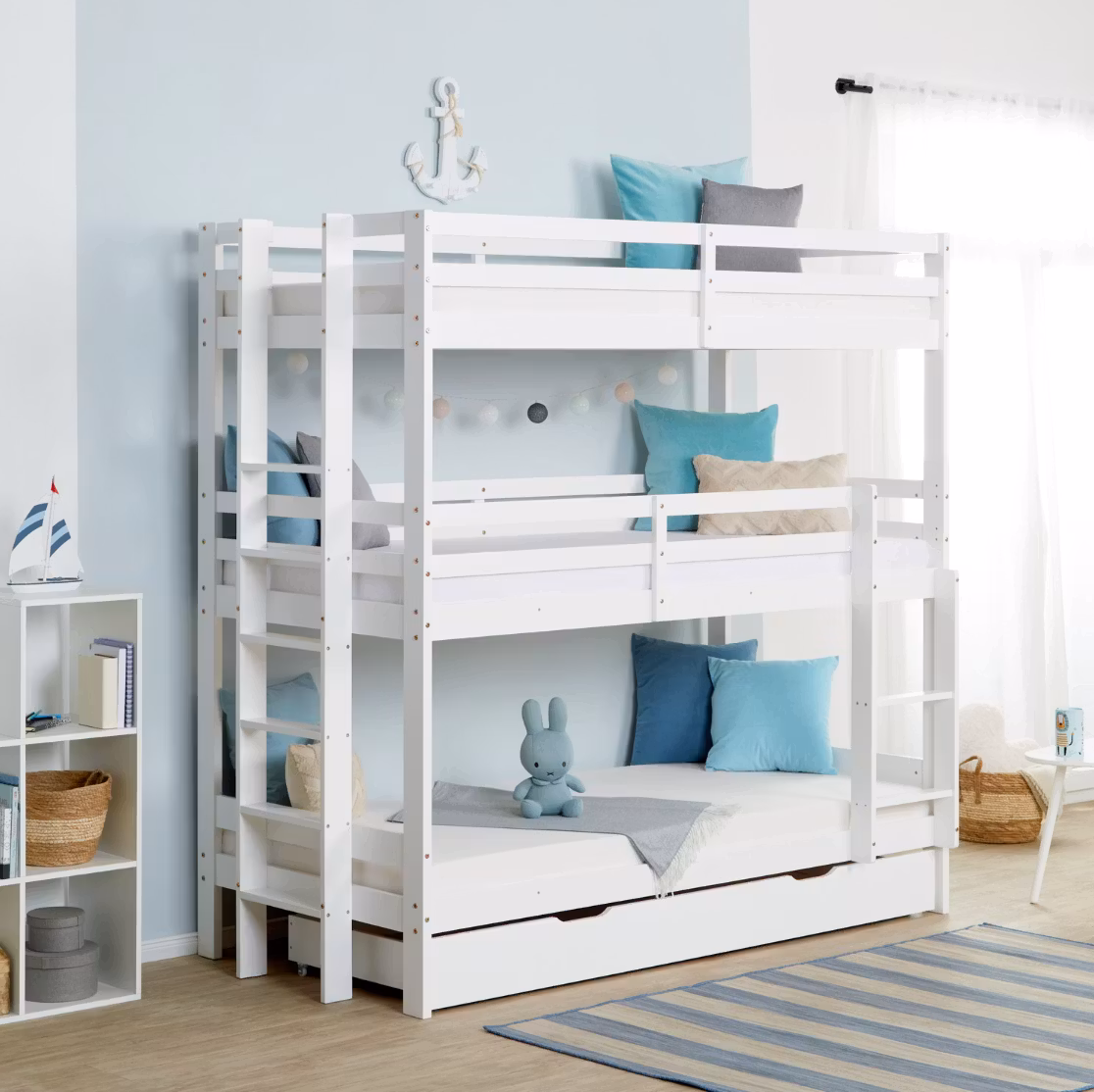 Hvid køjeseng med tre senge 90x200 cm