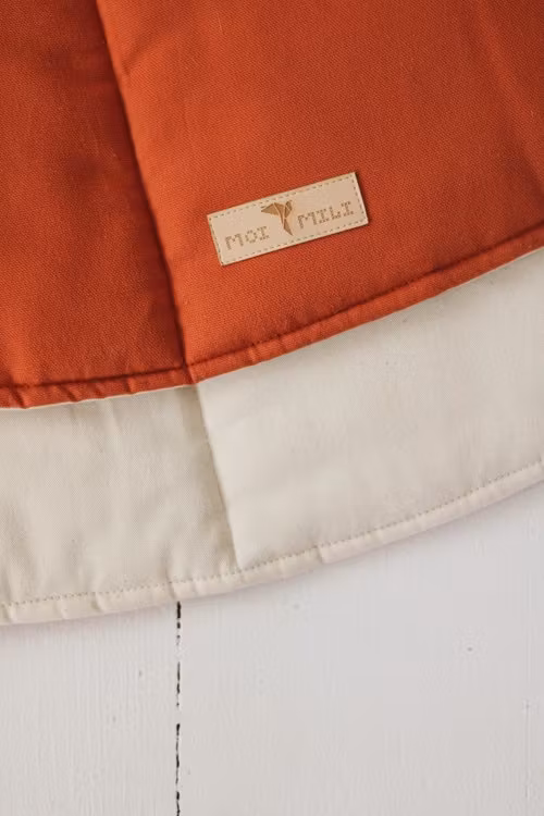 Moi Mili, legemåtte, Red fox