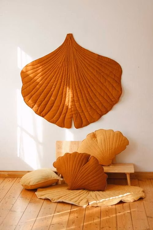 Moi Mili, legemåtte i fløjl ginkgo, Caramel