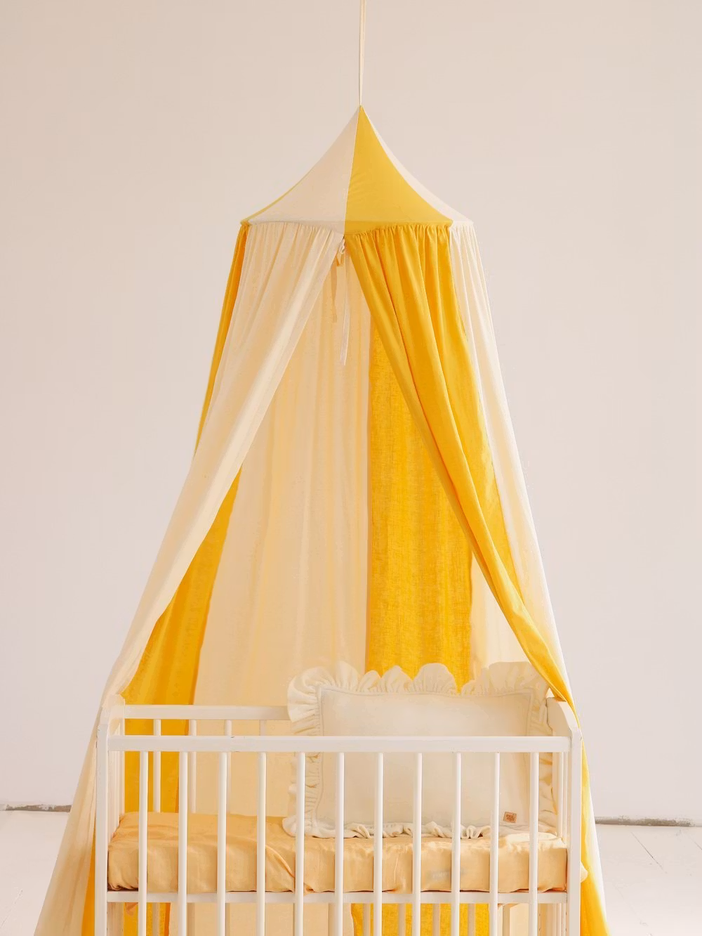 Moi Mili, sengehimmel, Honey Circus