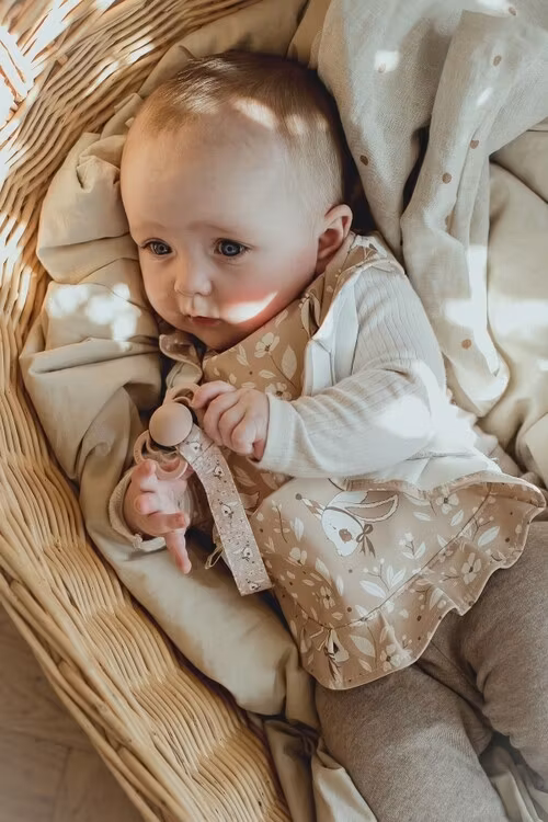 Mrs Mighetto, sutteholder Birthday Bunny Pink