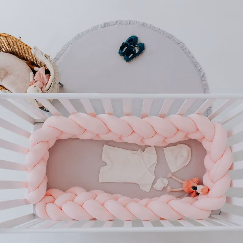 Babylove, sengerand knudepude, lyserød