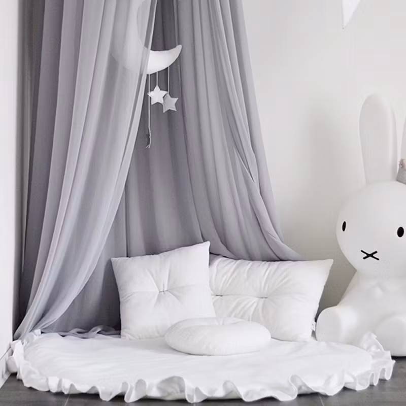 Maileg, Tøjstativ Offwhite med 3 guldbøjler