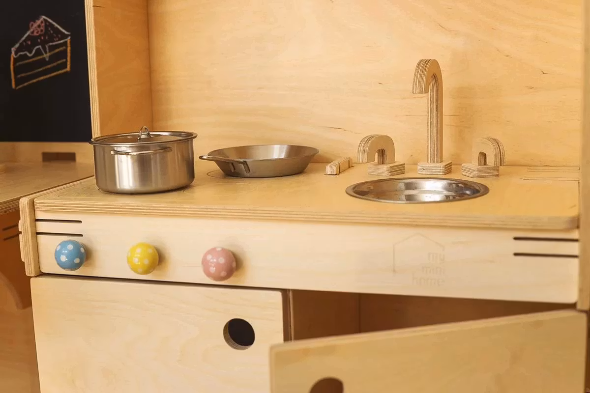 My Mini Home, legekøkken og køkkenø