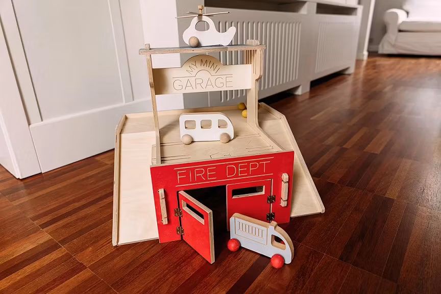 My Mini Home, My mini garage