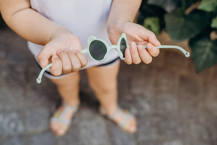 Kietla, solbriller til børn OurS'on, Almond Green