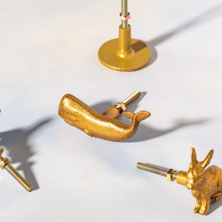 Sass&Belle, guld knop Hval