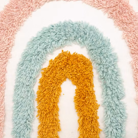 Pude tuftet, Regnbue